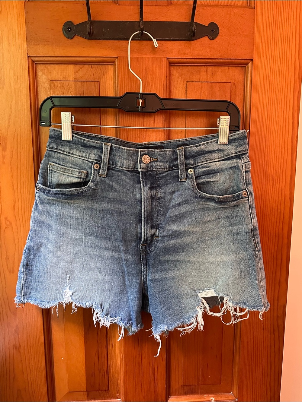 Lucky Brand Medium Wash Distressed Jean Shorts, Size 4/27